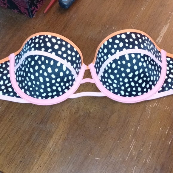 Bikini top - Picture 1 of 3